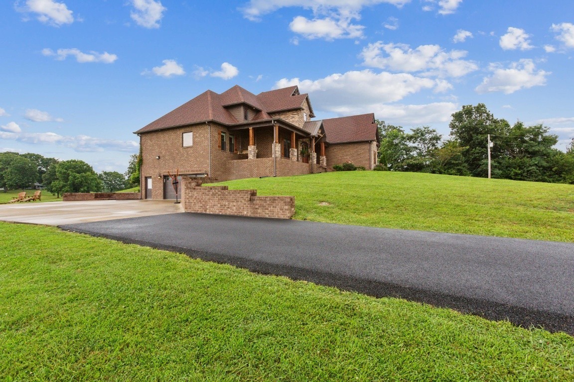 215 George Akins Road Westmoreland, TN 37186 - Photo 4 of 39