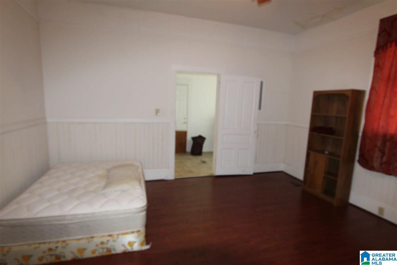 522 Court Street North Talladega, AL 35160 - Photo 13 of 21