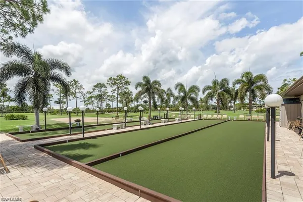 a view of a tennis court