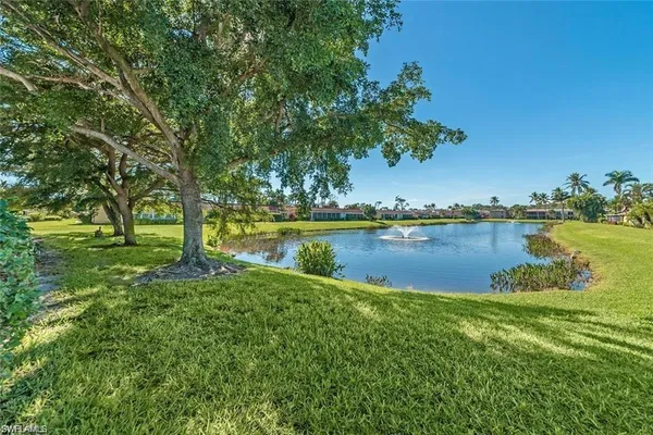 $4,000 | 195 Peppermint Lane, Unit 881, Naples, FL 34112