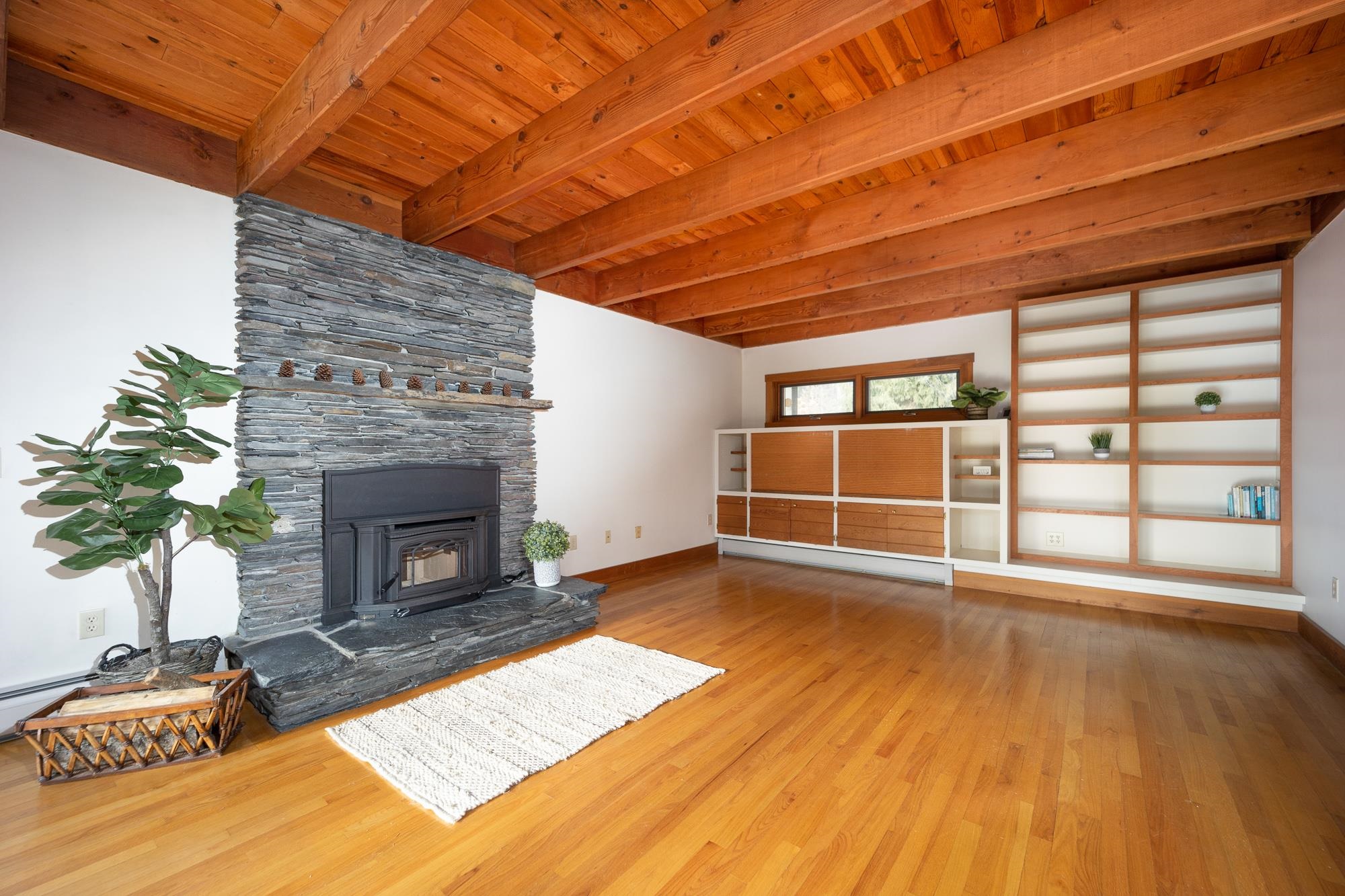 297 Clover Hill Road Randolph, VT 05060 - Photo 12 of 33