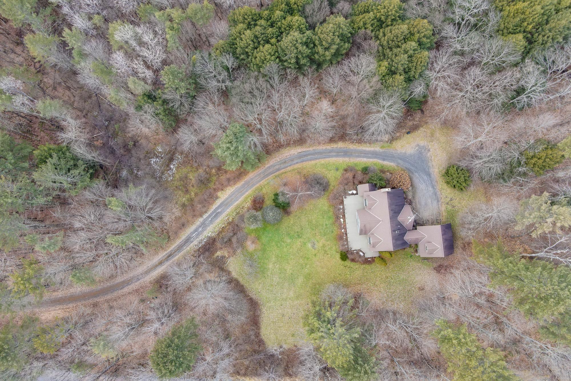 297 Clover Hill Road Randolph, VT 05060 - Photo 4 of 33