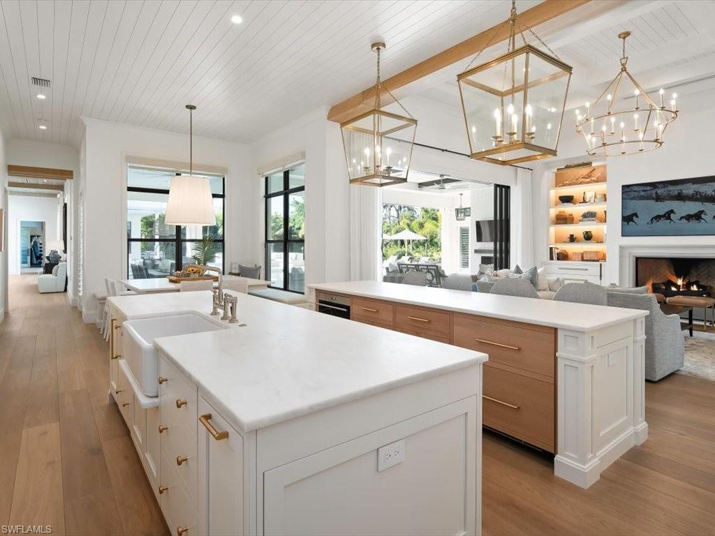 186 North Street Naples, FL 34108 - Photo 11 of 50