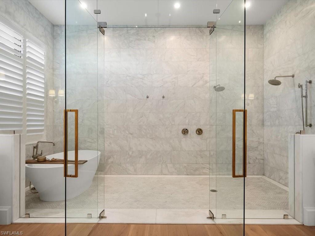 186 North Street Naples, FL 34108 - Photo 15 of 50