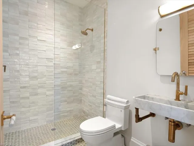 $12,495,000 | 186 North Street, Naples, FL 34108