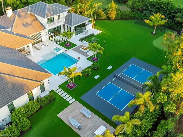 $12,495,000 | 186 North Street, Naples, FL 34108