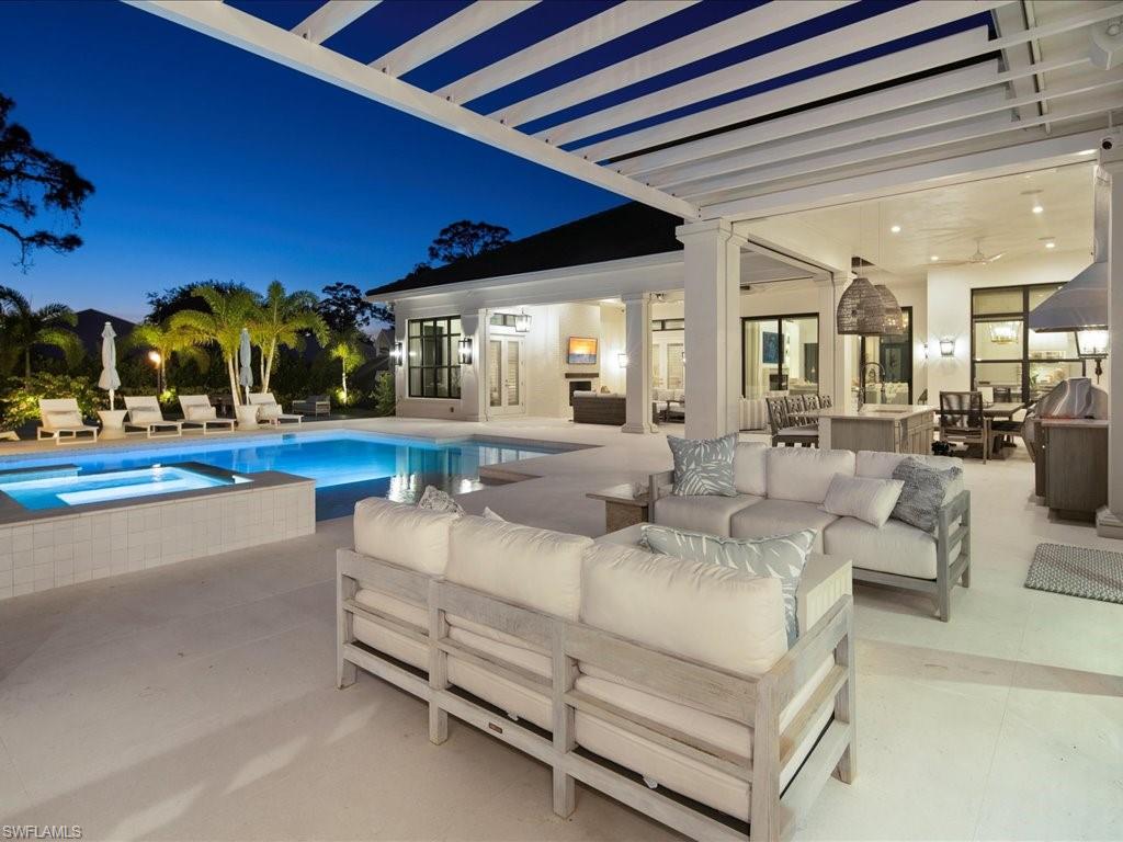 186 North Street Naples, FL 34108 - Photo 4 of 50