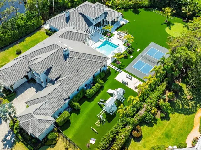 $12,495,000 | 186 North Street, Naples, FL 34108