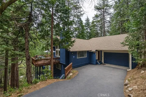 $485,000 | 26645 Lake Forest Drive, Twin Peaks, CA 92391