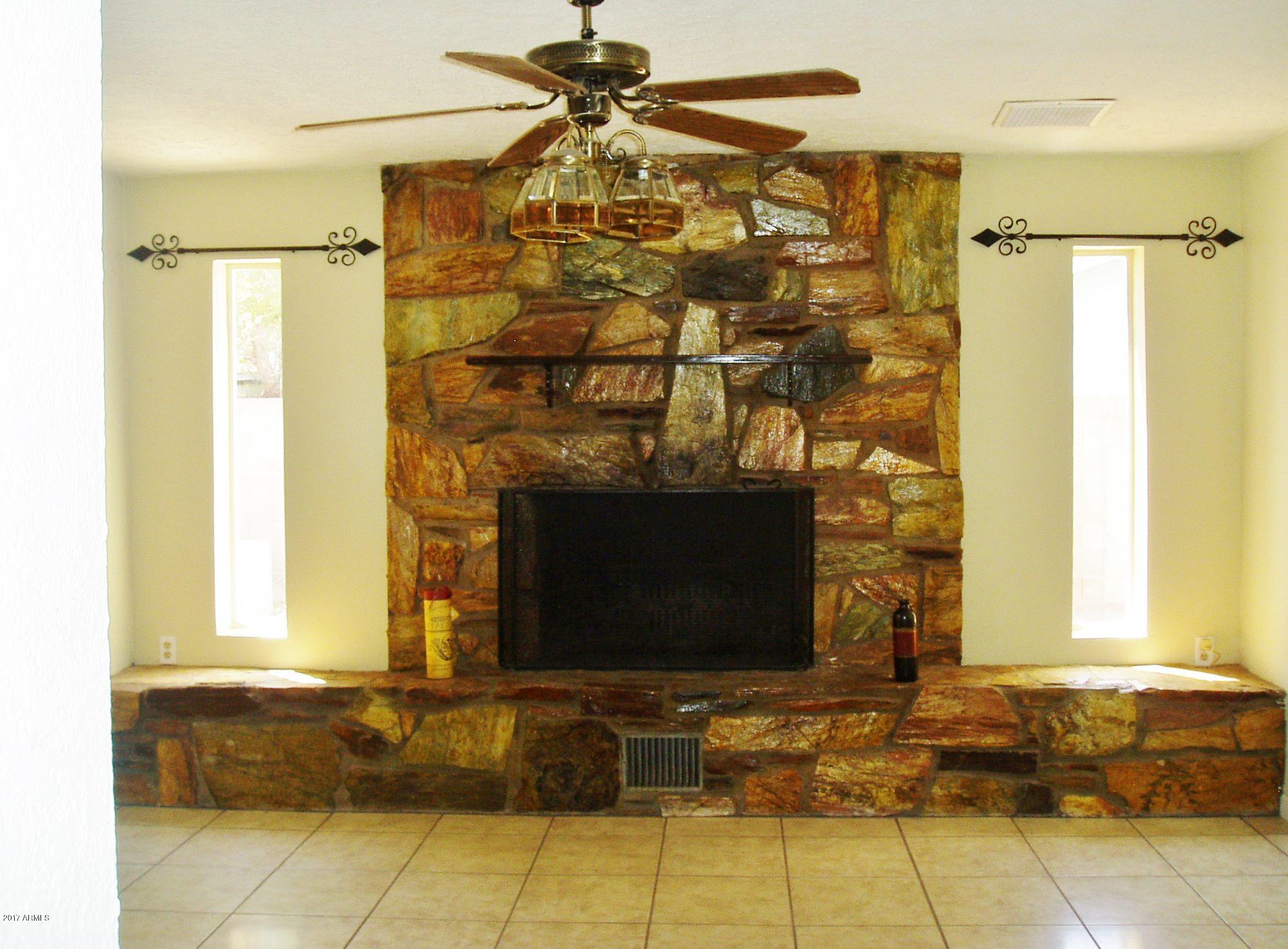 5933 West Hearn Road Glendale, AZ 85306 - Photo 11 of 26 Bonus/Game/Party Room