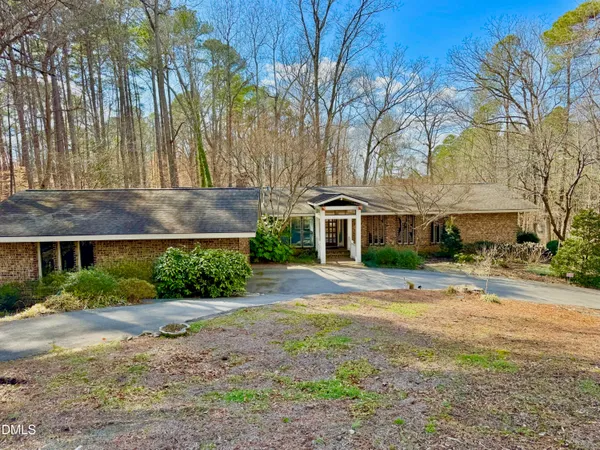 $689,900 | 206 Beechwood Trail, Henderson, NC 27536