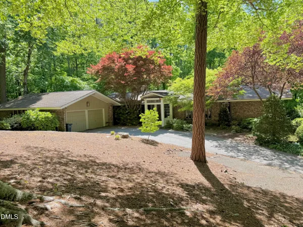 $689,900 | 206 Beechwood Trail, Henderson, NC 27536