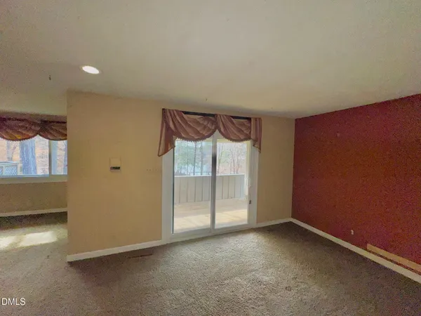 $689,900 | 206 Beechwood Trail, Henderson, NC 27536