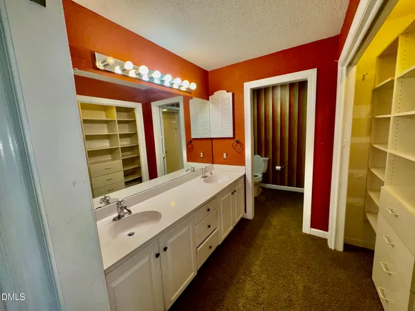 $689,900 | 206 Beechwood Trail, Henderson, NC 27536