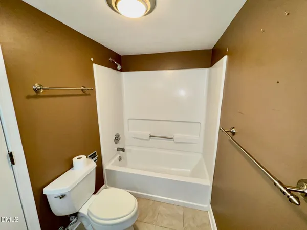 $689,900 | 206 Beechwood Trail, Henderson, NC 27536