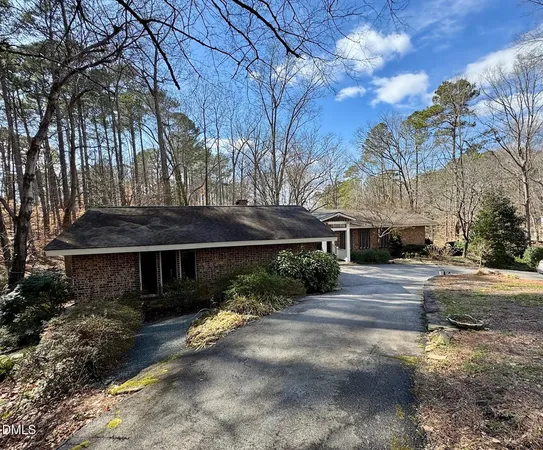 $689,900 | 206 Beechwood Trail, Henderson, NC 27536