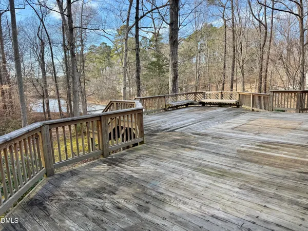 $689,900 | 206 Beechwood Trail, Henderson, NC 27536
