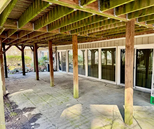 $689,900 | 206 Beechwood Trail, Henderson, NC 27536