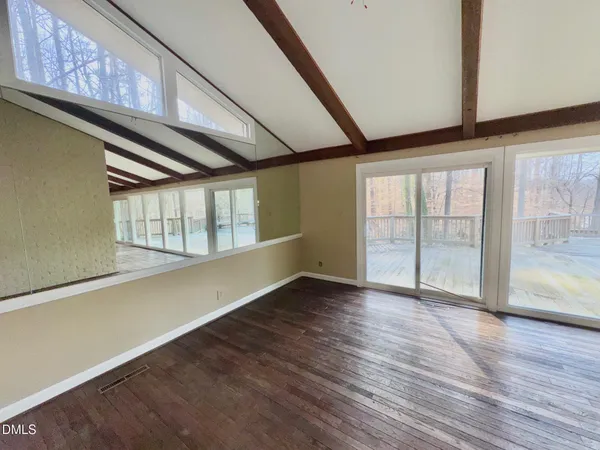 $689,900 | 206 Beechwood Trail, Henderson, NC 27536