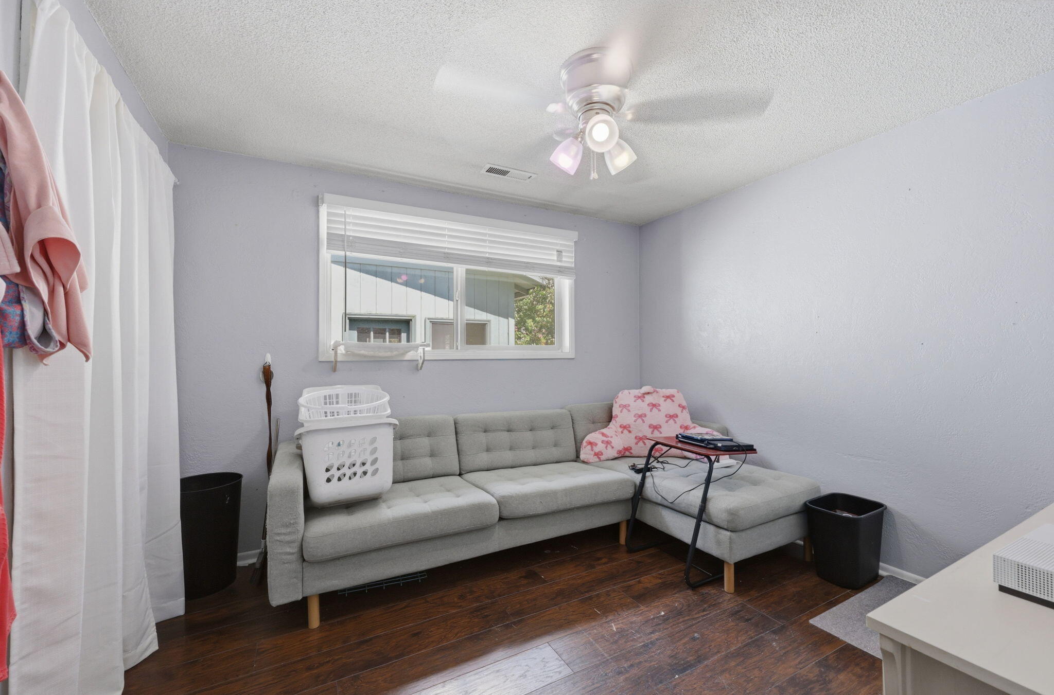 102 Elm Street Phoenix, OR 97535 - Photo 21 of 28 a living room with furniture and wooden floor