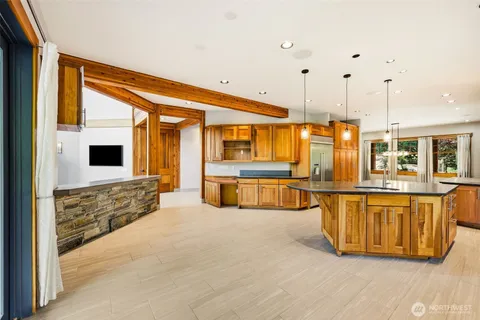 $3,250,000 | 43013 Southeast 163rd Street, North Bend, WA 98045