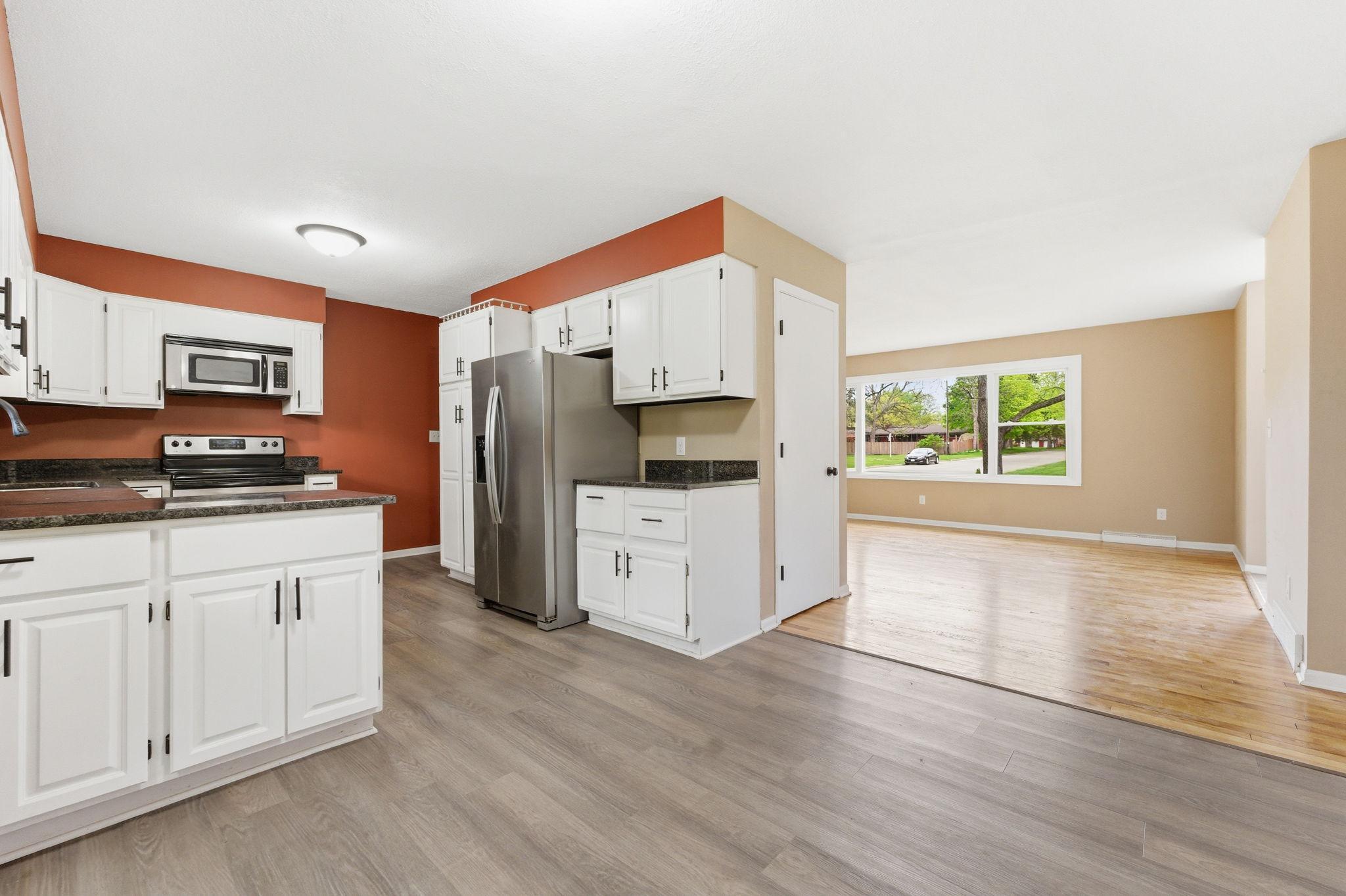 900 Green Street Hudson, WI 54016 - Photo 15 of 39