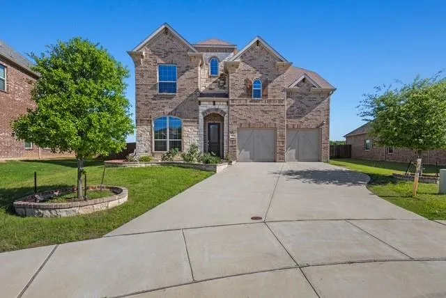 $629,000 | 417 Burberry Drive, Grand Prairie, TX 75052