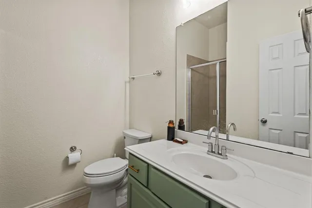 $629,000 | 417 Burberry Drive, Grand Prairie, TX 75052