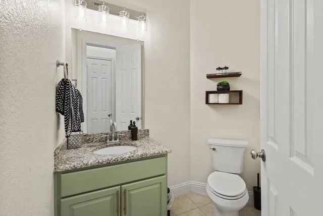 $629,000 | 417 Burberry Drive, Grand Prairie, TX 75052