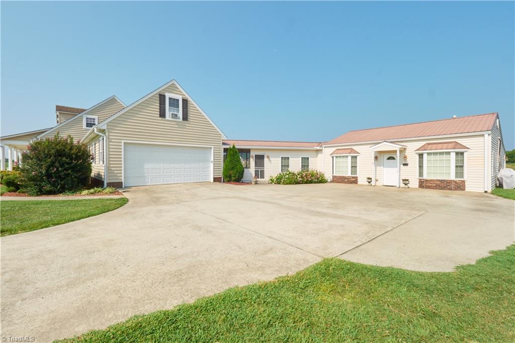 3337 New Salem Road Climax, NC 27233 - Photo 21 of 30 Side View