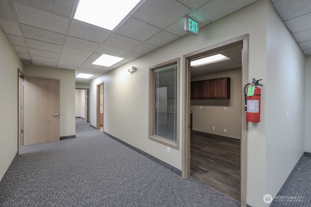 151 South Worthen Street, Unit 1 Wenatchee, WA 98801 - Photo 12 of 27 a view of hallway with livingroom
