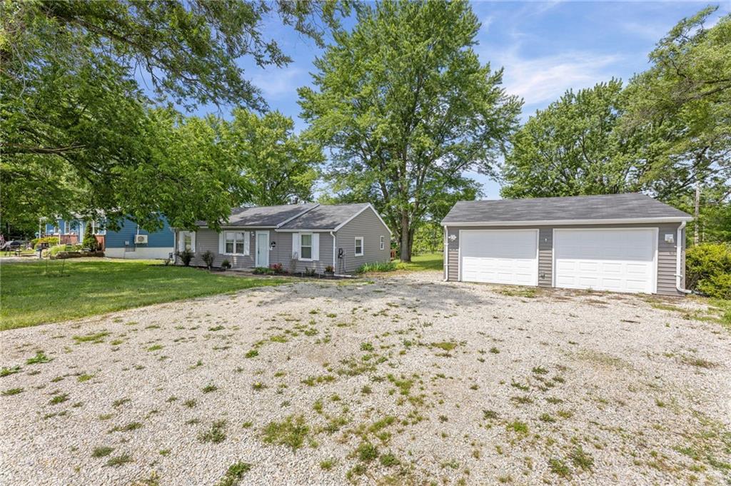 18710 South Mullen Road Belton, MO 64012 - Photo 3 of 55