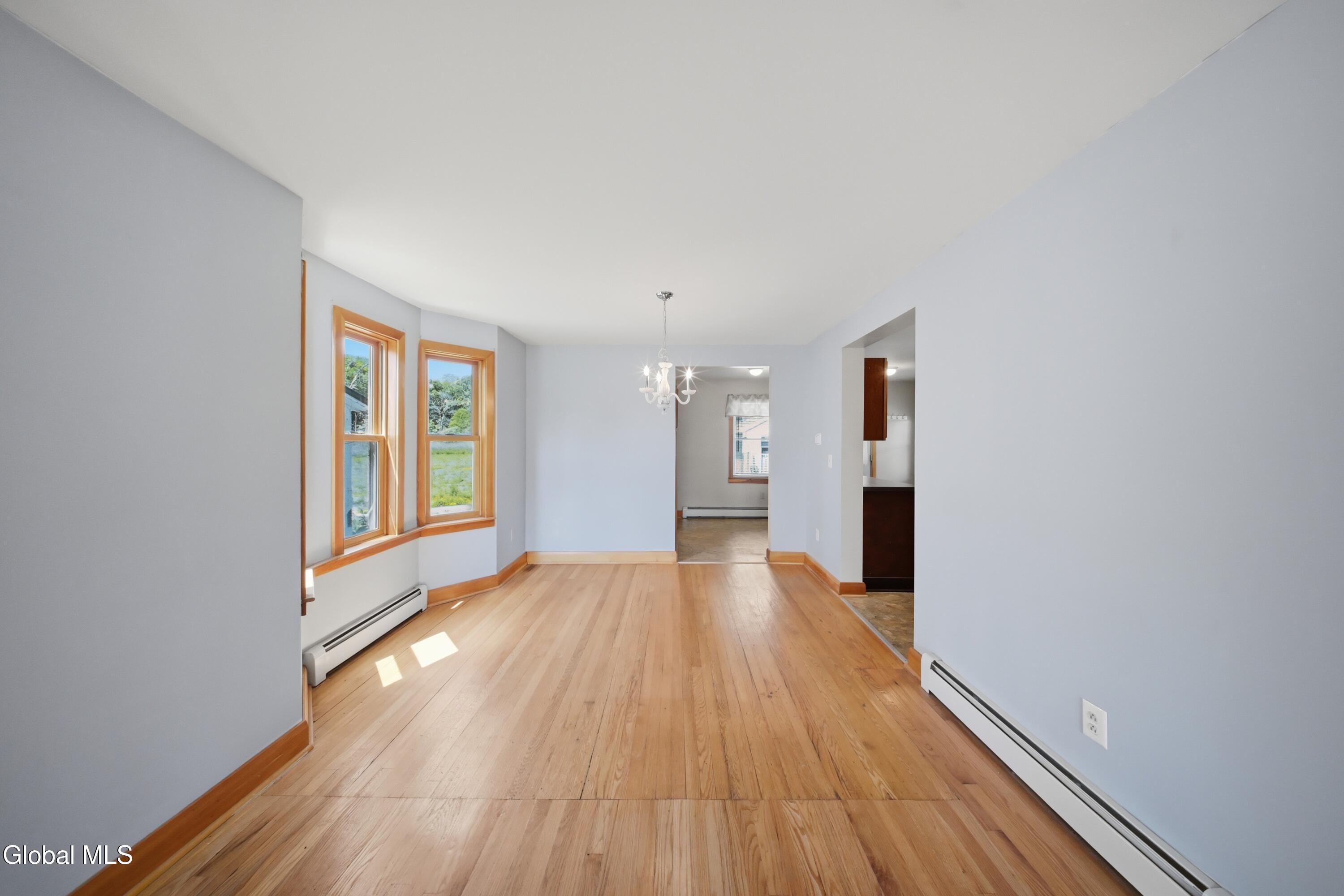 189 River Road Bethlehem, NY 12077 - Photo 5 of 37 5