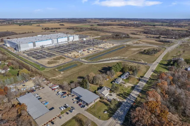 $1,000,000 | 4591 Co Hwy TT, Sun Prairie, WI 53590