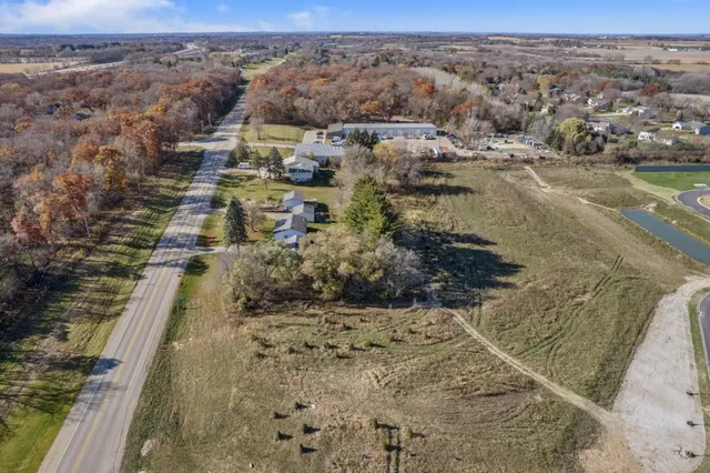 $1,000,000 | 4591 Co Hwy TT, Sun Prairie, WI 53590