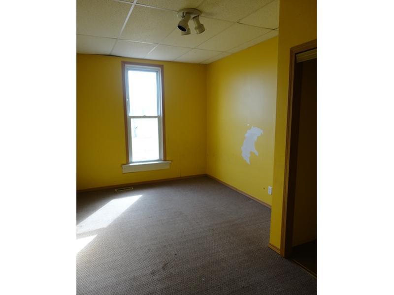 5019 East Inlow Springs Road Muncie, IN 47302 - Photo 12 of 14