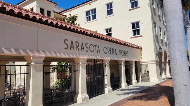 $4,500 | 50 Central Avenue, Unit 16A, Sarasota, FL 34236