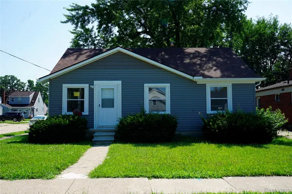 $150,000 | 17205 Anne Avenue, Allen Park, MI 48101