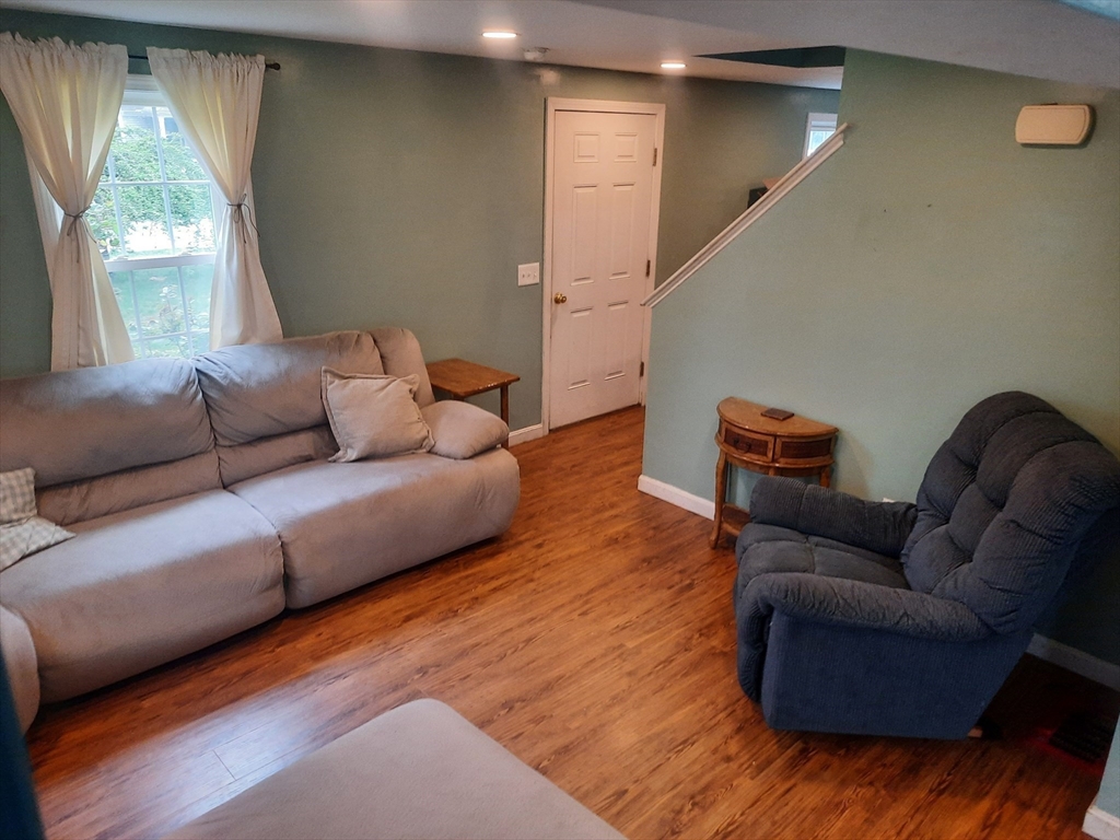 8 Patricks Way Sandwich, MA 02644 - Photo 3 of 17 Gallery Image 3