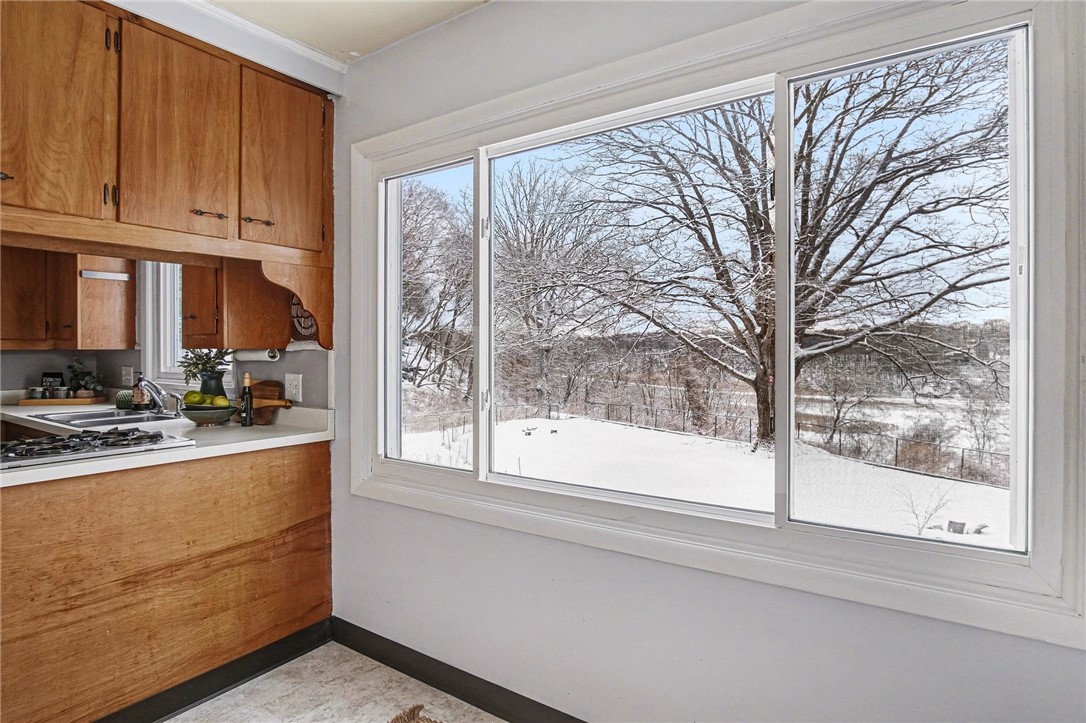 292 River Heights Circle Rochester, NY 14612 - Photo 16 of 50