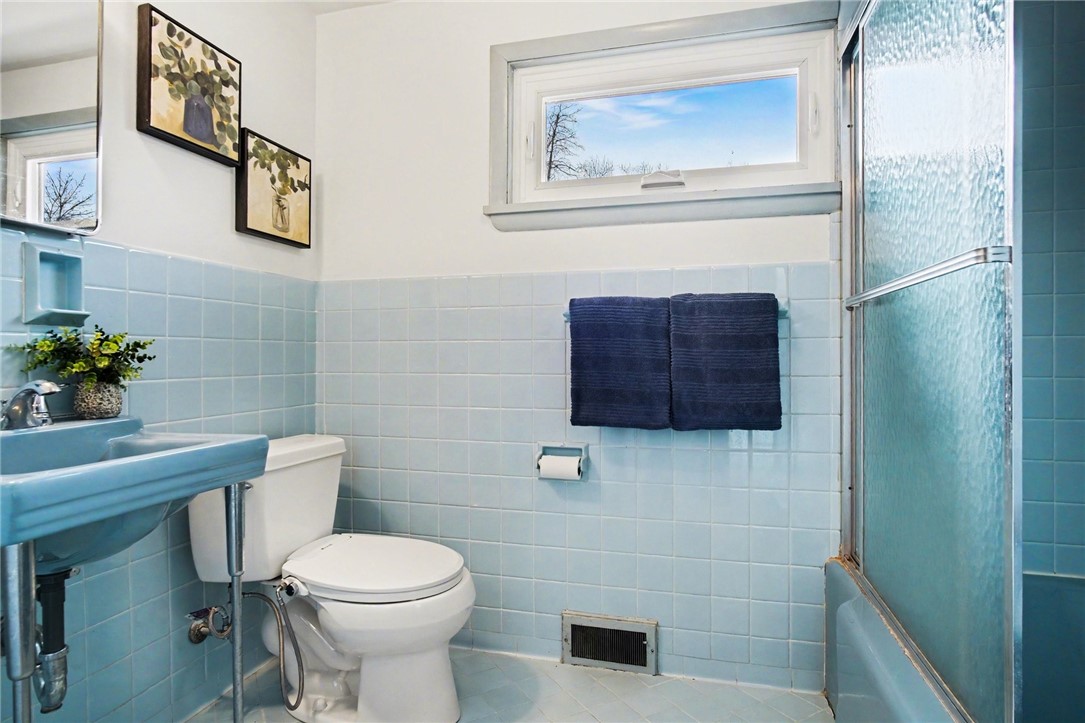 292 River Heights Circle Rochester, NY 14612 - Photo 24 of 50