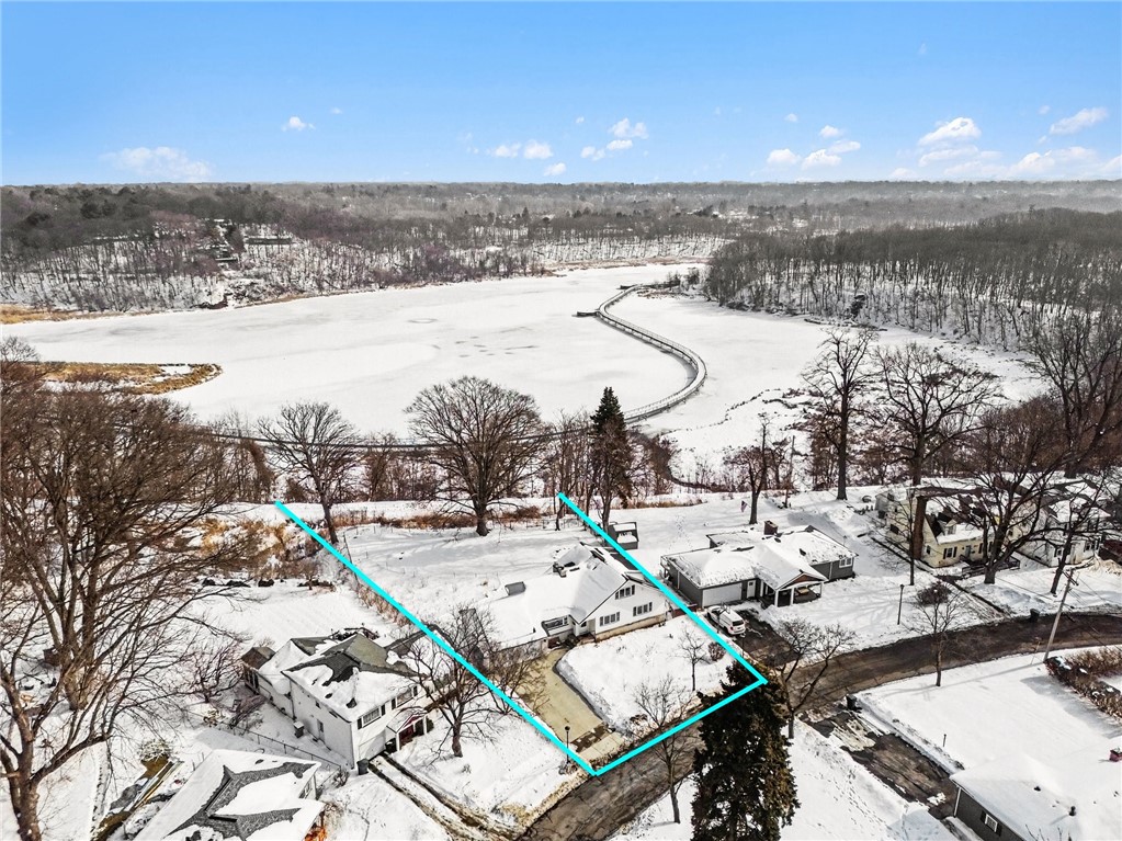 292 River Heights Circle Rochester, NY 14612 - Photo 3 of 50