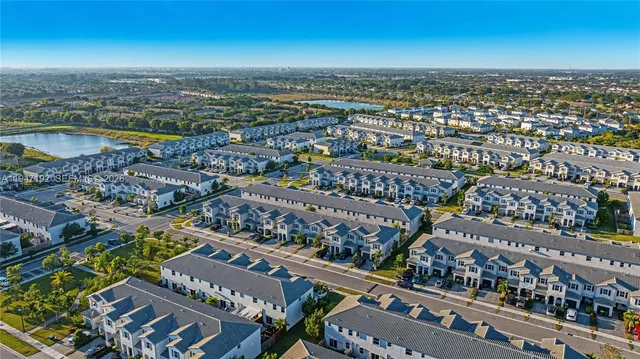 $380,000 | 2649 Southeast 13th Street, Unit 2649, Homestead, FL 33035