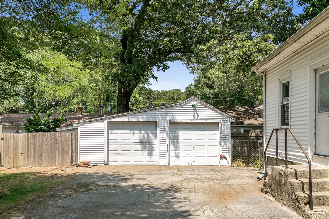 35 Inman Avenue Warwick, RI 02886 - Photo 44 of 44