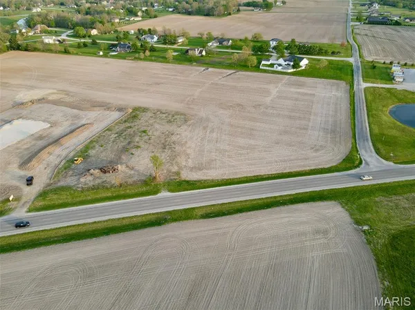 $210,000 | 0 Us Highway, Highland, IL 62249
