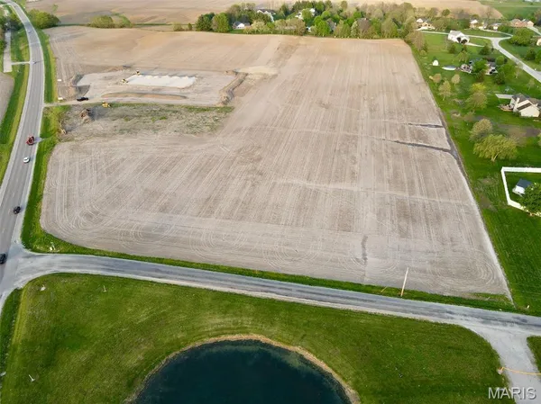 $210,000 | 0 Us Highway, Highland, IL 62249