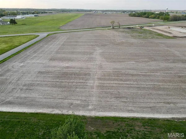 $210,000 | 0 Us Highway, Highland, IL 62249