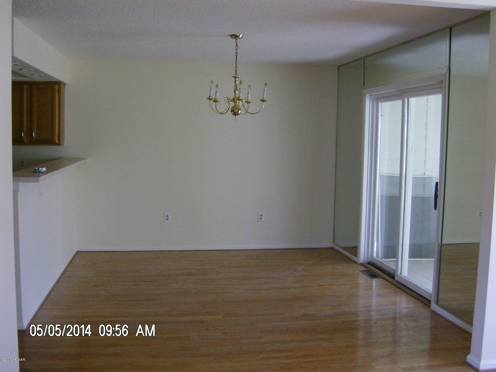 3010 Grey Cliff Way Milford, PA 18337 - Photo 4 of 6