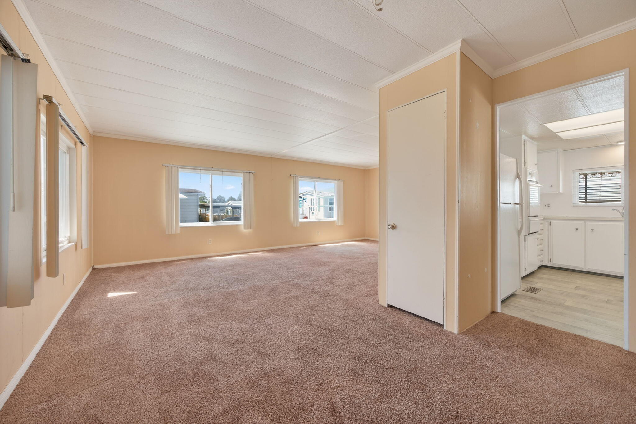 5750 Via Real, Unit 238 Carpinteria, CA 93013 - Photo 10 of 36 10-web-or-mls-Upmarketmedia_5750Via-031