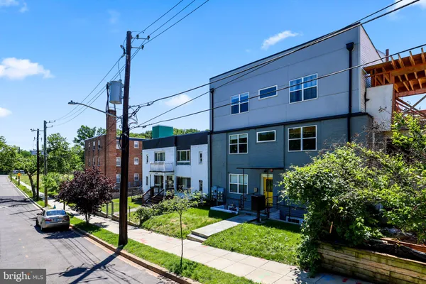 $409,999 | 2221 M Street Northeast, Unit PH1, Washington, DC 20002